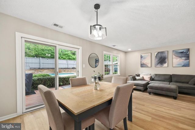 8311 TIMBER BROOK LN, Springfield, VA 22153