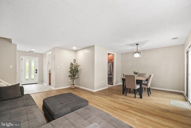 8311 TIMBER BROOK LN, Springfield, VA 22153