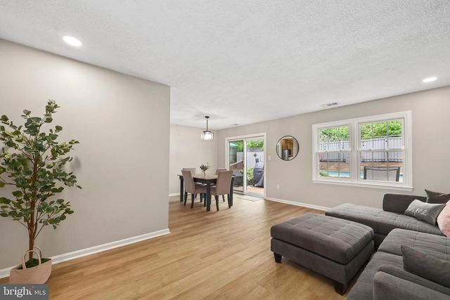 8311 TIMBER BROOK LN, Springfield, VA 22153