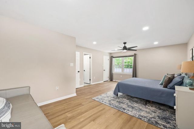 8311 TIMBER BROOK LN, Springfield, VA 22153