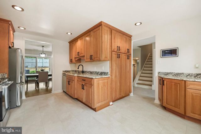 8311 TIMBER BROOK LN, Springfield, VA 22153