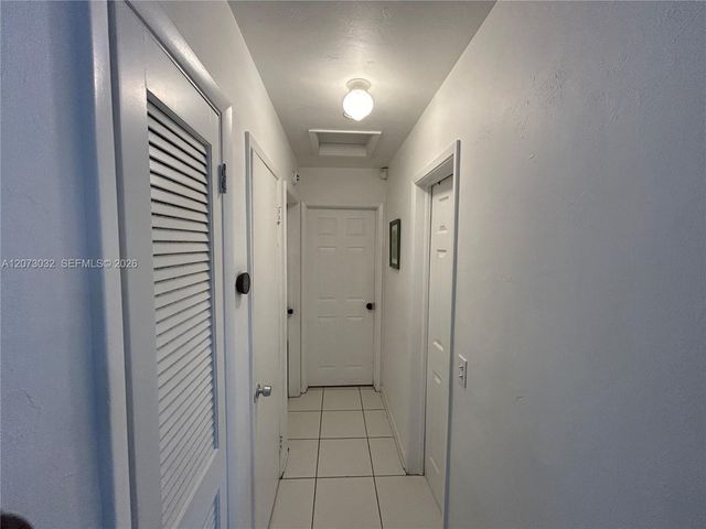 571 SW 29th Terrace, Fort Lauderdale, FL 33312
