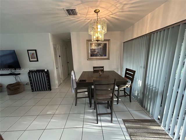 571 SW 29th Terrace, Fort Lauderdale, FL 33312