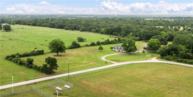 10299 County Road 309, Navasota, TX 77868