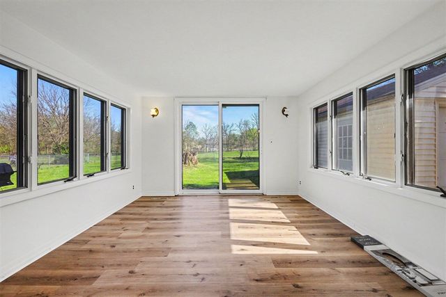 1411 Meadowlane Drive, Grand Rapids, MI 49508