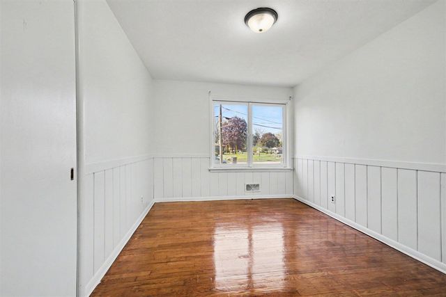 1411 Meadowlane Drive, Grand Rapids, MI 49508
