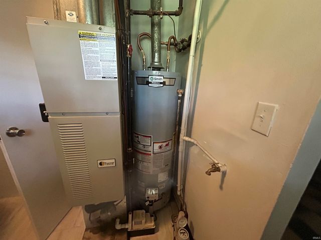 1327 Northlea Drive, South Bend, IN 46628