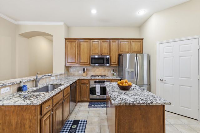 15926 Twin Cove Drive, Frisco, TX 75035