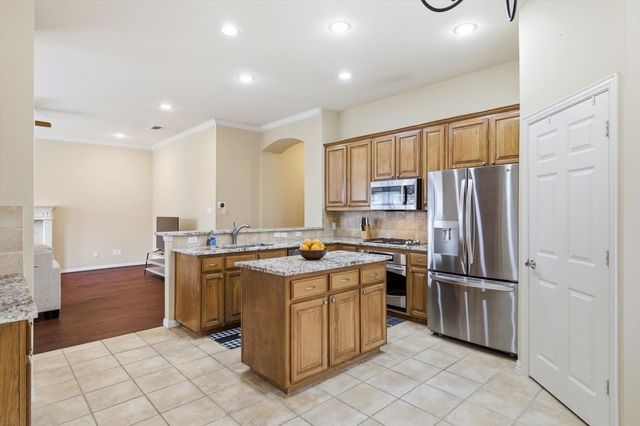 15926 Twin Cove Drive, Frisco, TX 75035