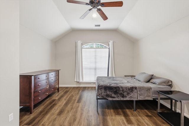 15926 Twin Cove Drive, Frisco, TX 75035