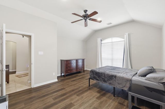 15926 Twin Cove Drive, Frisco, TX 75035