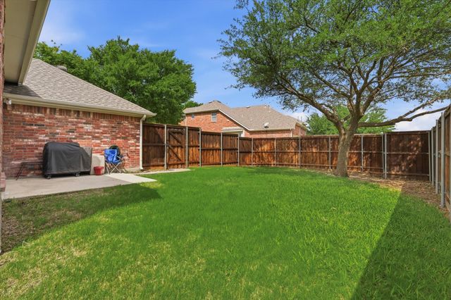 15926 Twin Cove Drive, Frisco, TX 75035