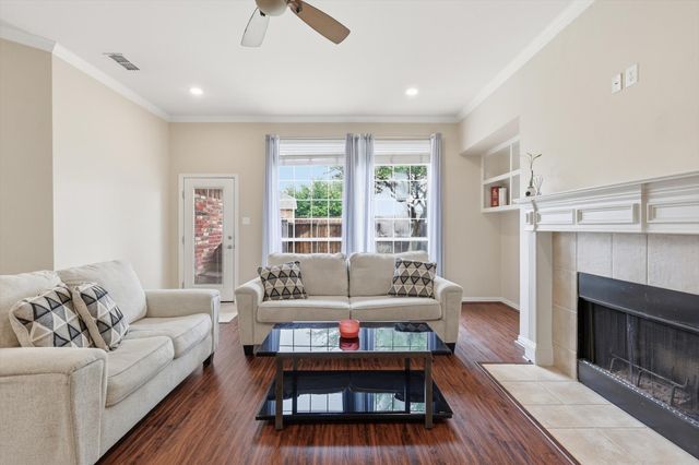 15926 Twin Cove Drive, Frisco, TX 75035