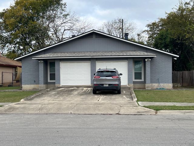 1311 Barbara DR B, San Marcos, TX 78666
