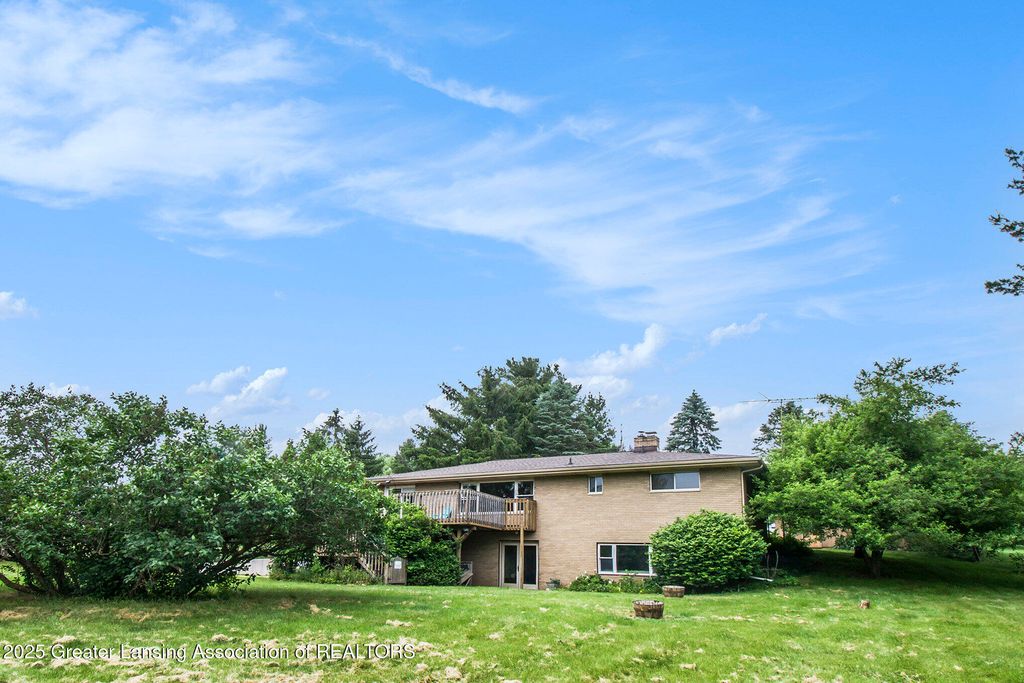 13433 S Grange Road, Eagle, MI 48822