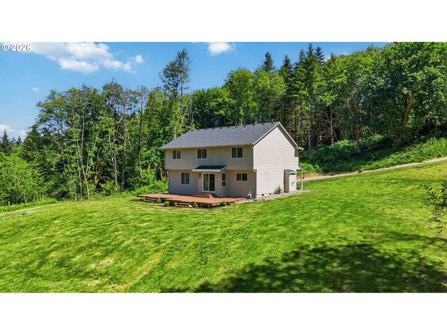 208 SALMONBERRY Ln, Longview, WA 98632