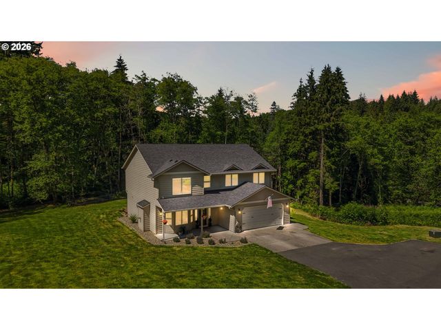 208 SALMONBERRY Ln, Longview, WA 98632