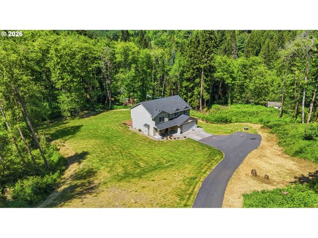 208 SALMONBERRY Ln, Longview, WA 98632