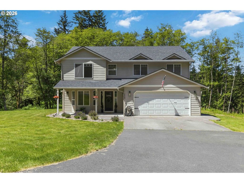 208 SALMONBERRY Ln, Longview, WA 98632