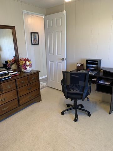 10 SE Iberian Lane, Port St. Lucie, Port St Lucie, FL 34952