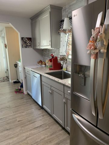 10 SE Iberian Lane, Port St. Lucie, Port St Lucie, FL 34952