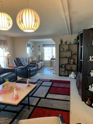 10 SE Iberian Lane, Port St. Lucie, Port St Lucie, FL 34952