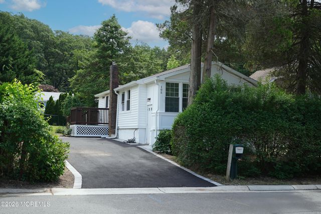 383 Navesink Avenue, Atlantic Highlands, NJ 07716