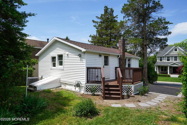 383 Navesink Avenue, Atlantic Highlands, NJ 07716