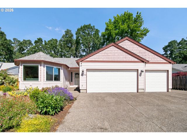 19345 VINCENT Dr, Oregon City, OR 97045