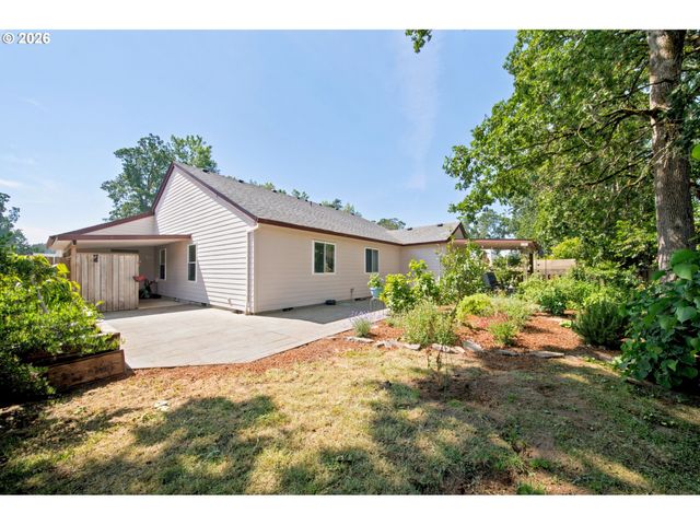 19345 VINCENT Dr, Oregon City, OR 97045