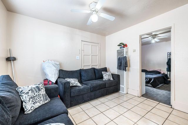 1222 Olive Avenue, Sanger, CA 93657