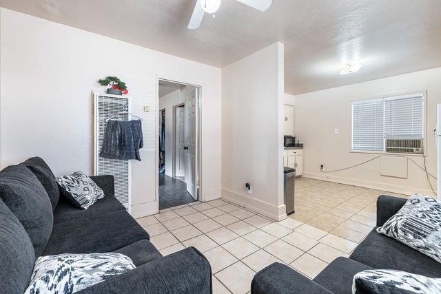1222 Olive Avenue, Sanger, CA 93657