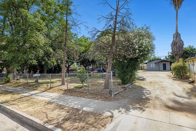 1222 Olive Avenue, Sanger, CA 93657