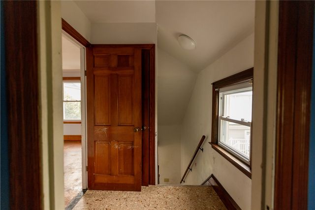 518 Snell Street, Fall River, MA 02721