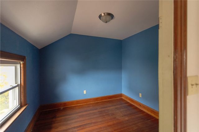 518 Snell Street, Fall River, MA 02721