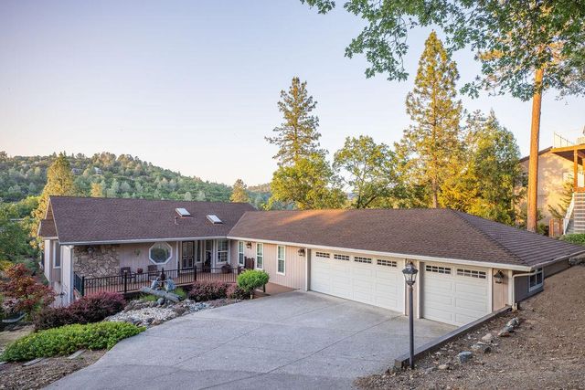 17568 Chaparral Dr, Penn Valley, CA 95946