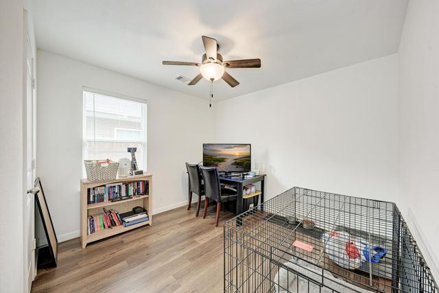 132 Maywood LN, Jarrell, TX 76537