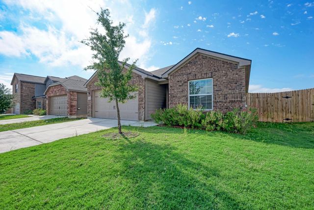 132 Maywood LN, Jarrell, TX 76537