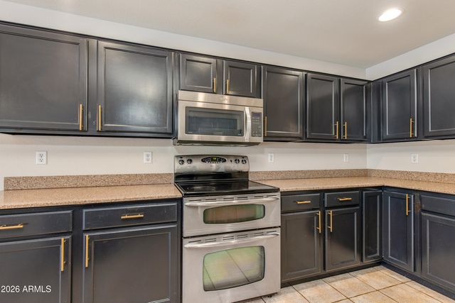 8652 E NIDO Avenue, Mesa, AZ 85209