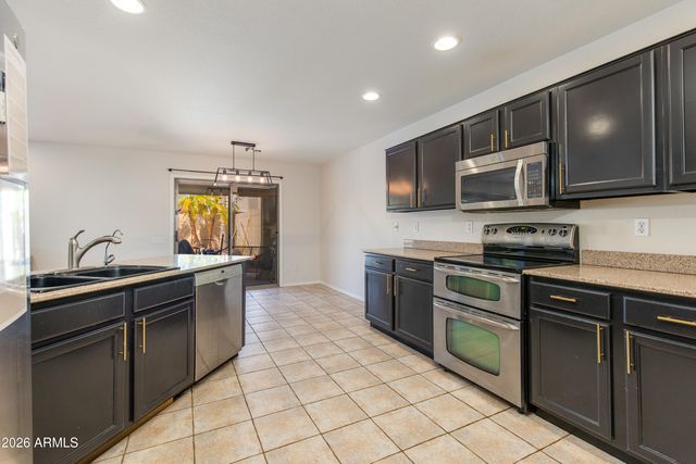 8652 E NIDO Avenue, Mesa, AZ 85209