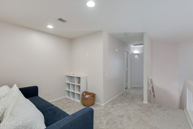 8652 E NIDO Avenue, Mesa, AZ 85209