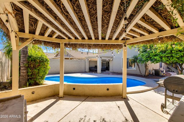 8652 E NIDO Avenue, Mesa, AZ 85209