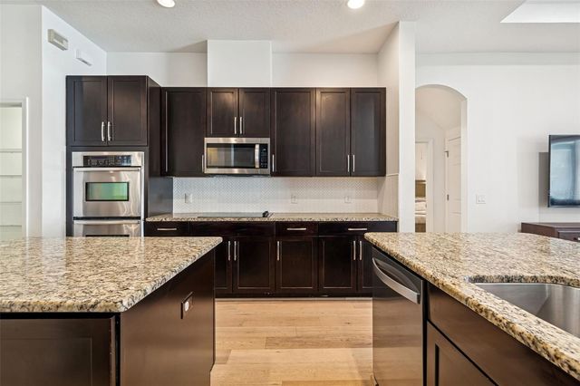 32613 SUMMERGLADE DRIVE, Wesley Chapel, FL 33545