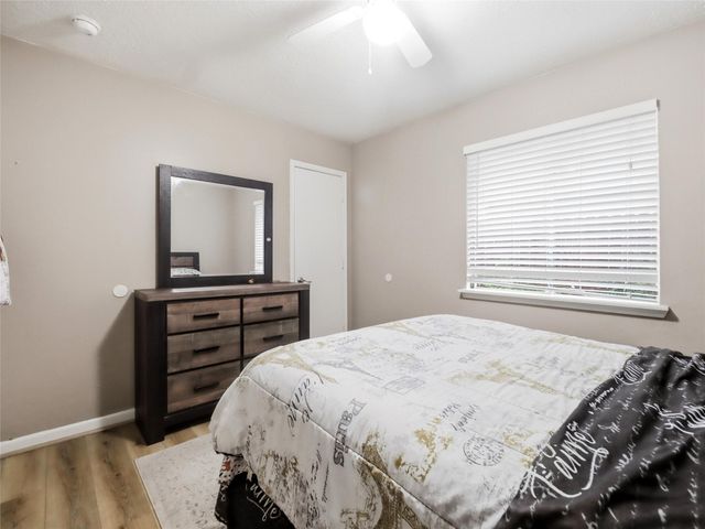 7458 Bahia Lane, Houston, TX 77489