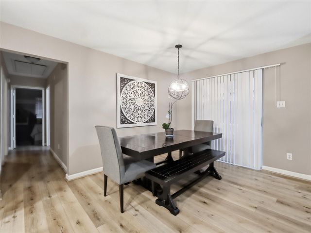 7458 Bahia Lane, Houston, TX 77489