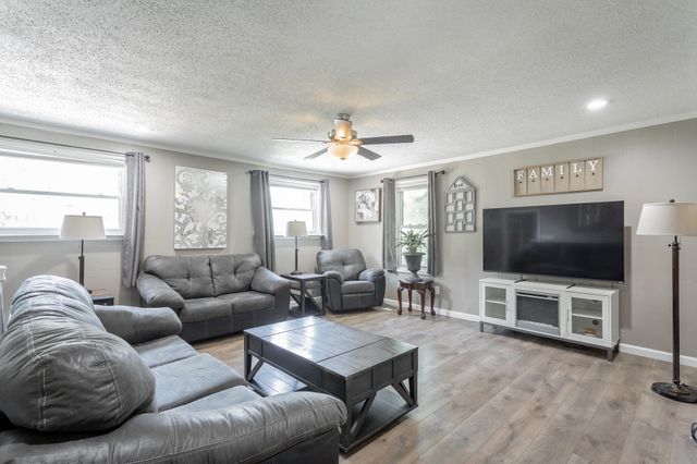 107 Anderson Road, Rossville, GA 30741