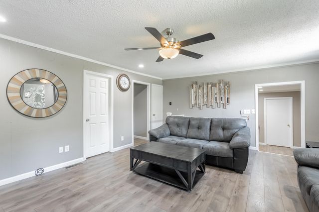 107 Anderson Road, Rossville, GA 30741