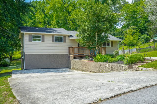 107 Anderson Road, Rossville, GA 30741