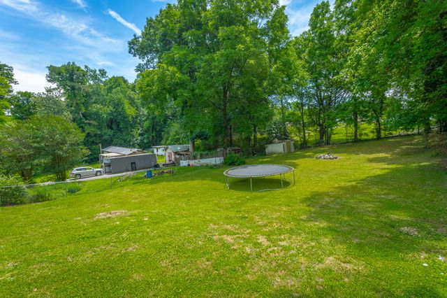 107 Anderson Road, Rossville, GA 30741