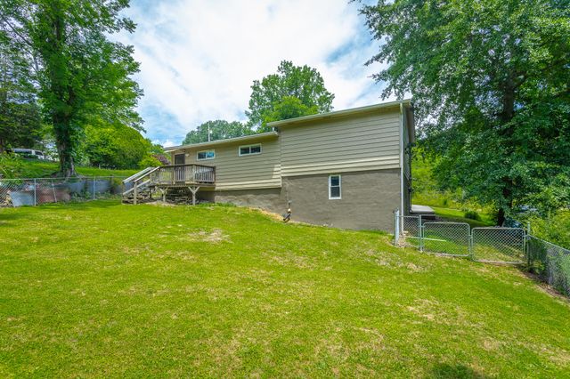 107 Anderson Road, Rossville, GA 30741